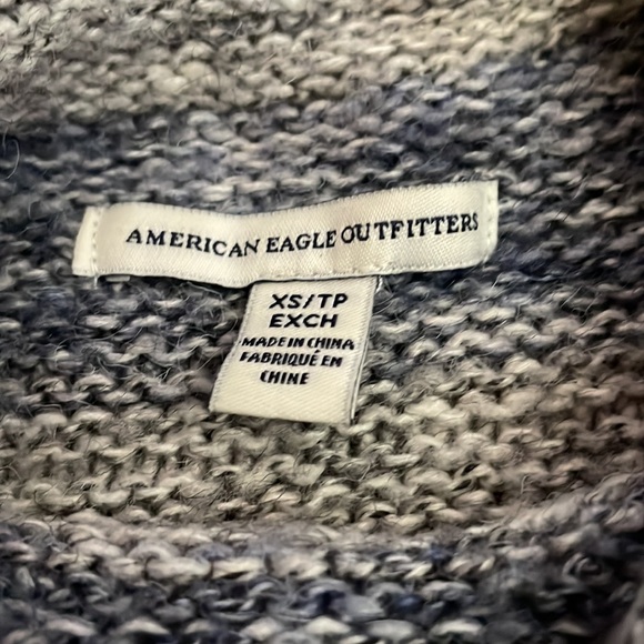 American Eagle striped turtleneck sweater Size XS women’s. - Picture 2 of 3